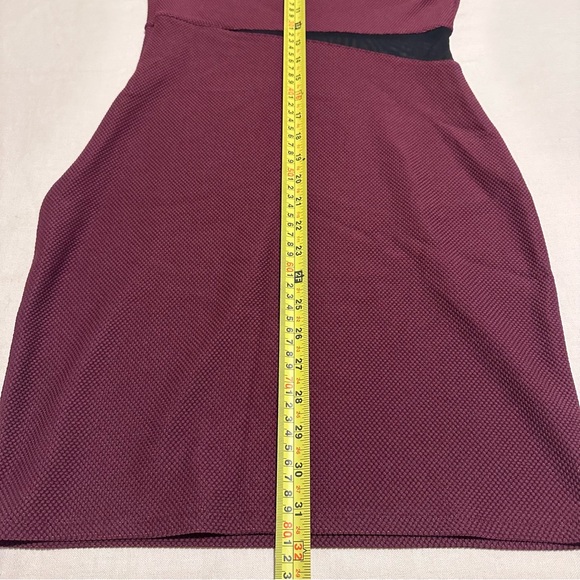 Express Mini Dress bandage size small/medium burgundy and black mesh cutouts - Picture 10 of 10